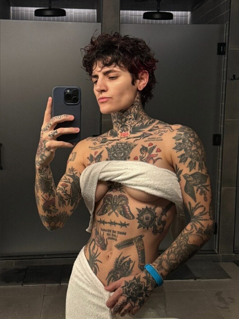 V - aka.v - Greek OnlyFans