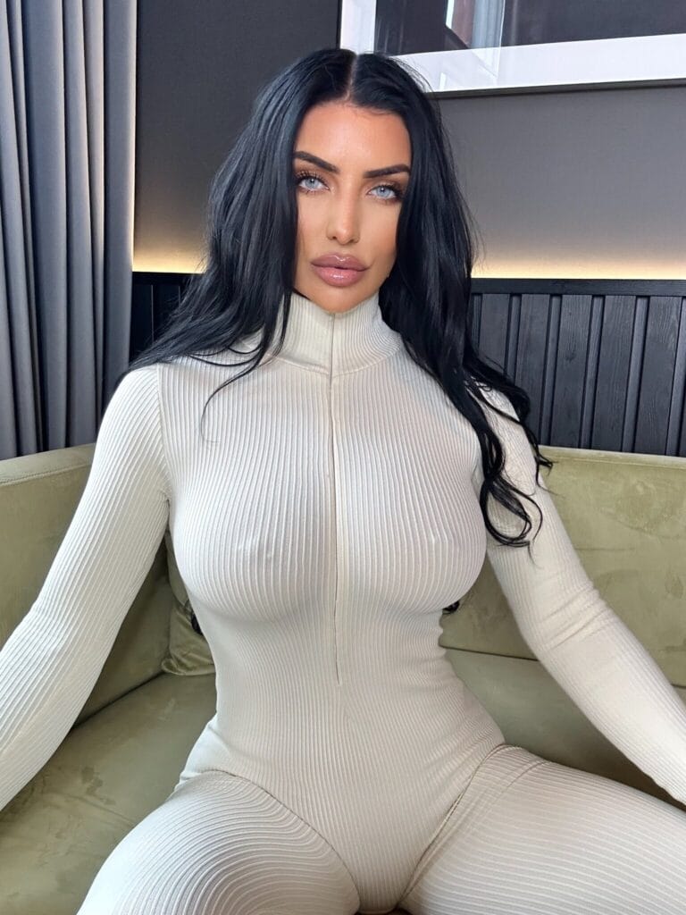 BOUVS - bouvs - Greek OnlyFans
