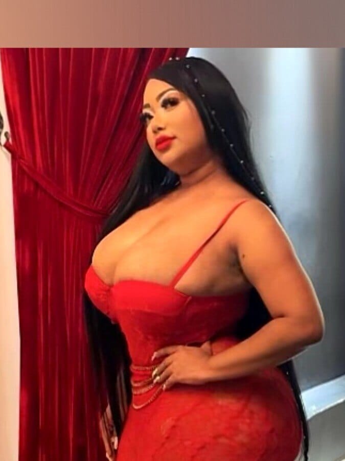 QUINCY QUEEN - quincy_queen - Greek OnlyFans