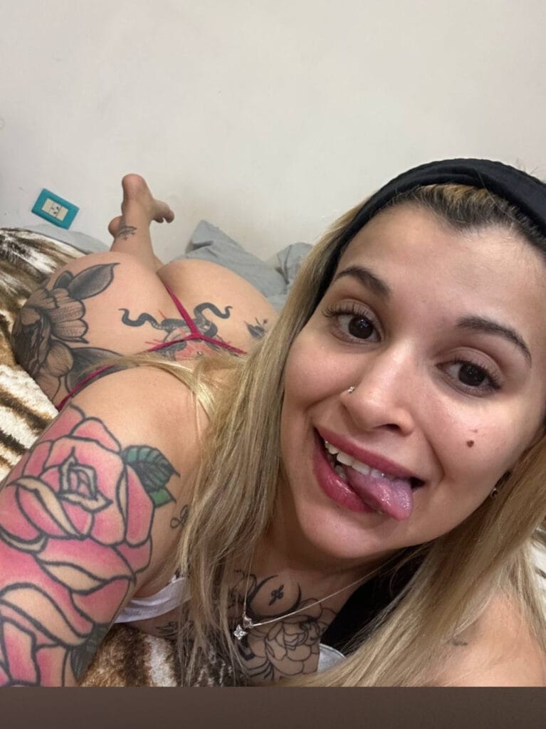 Σοφακιι - yourtattooedsofia - Greek OnlyFans